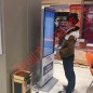 連鎖店互動產(chǎn)品展示觸摸一體機(jī)